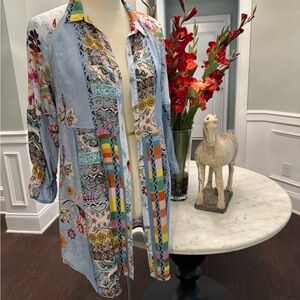 JOHNNY WAS. Amazing Tunic. Never worn! Size Small.